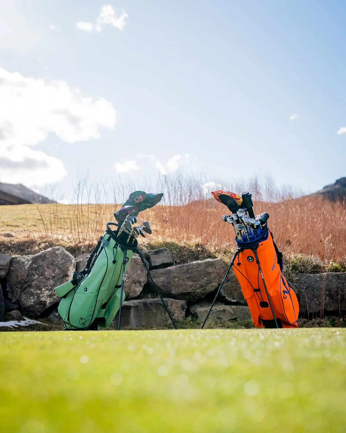 Two Pins & Aces Player Preferred stand bags on a golf course
